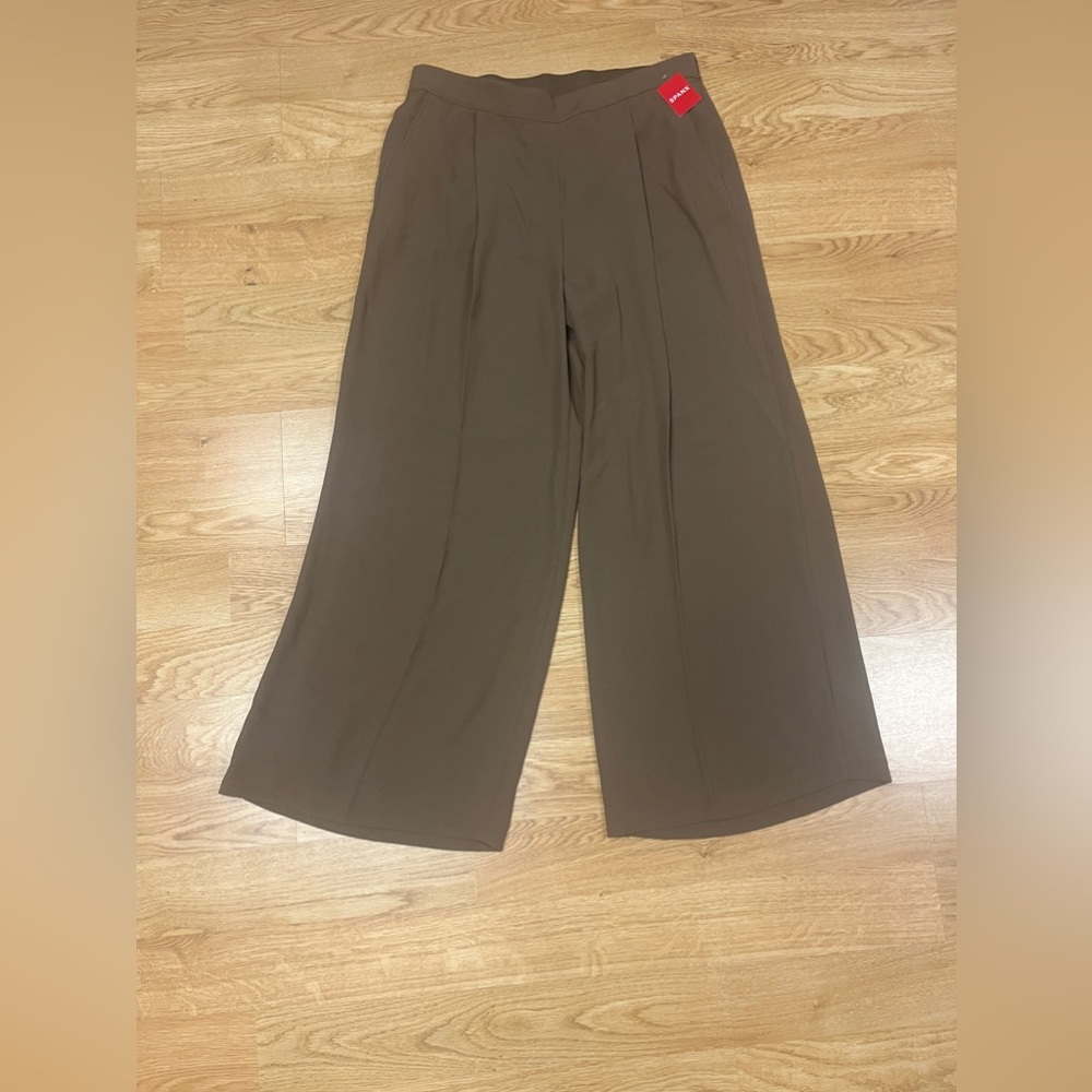 SPANX Wide-Leg Cropped Trousers in Brown